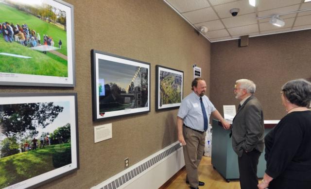 Ancient Ohio Trail Ancient Ohio Landscapes exhibit with Dr. Shiels. Image courtesy of Timothy E. Black.